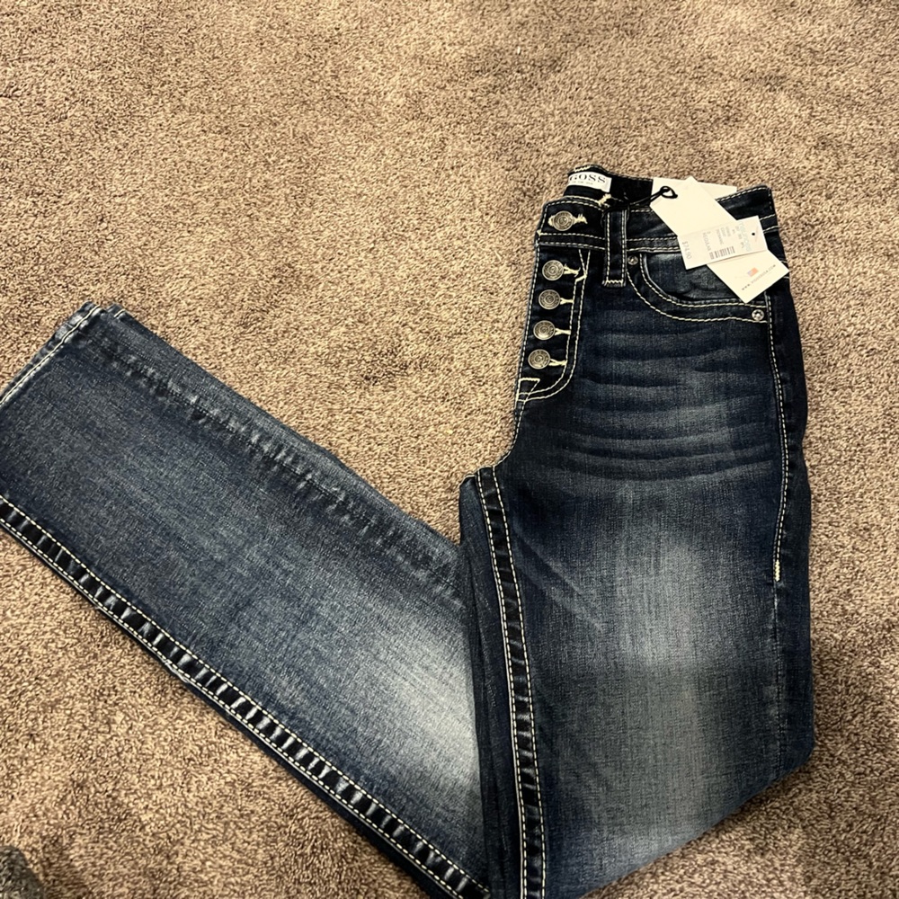 Vigoss size 0 high rise straight jeans new with tags!